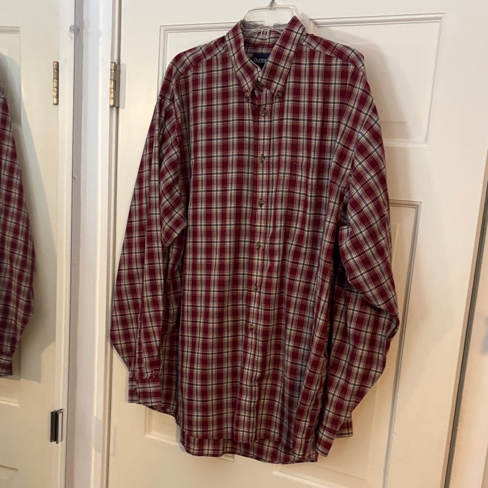 Puritan Men's Red and White Plaid Button Down Shirt